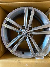 Cerchi da 17 volkswagen golf 7.5 r line