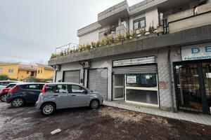 NEGOZIO A CASTEL GANDOLFO