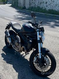 Ducati Monster 821 Dark 112CV