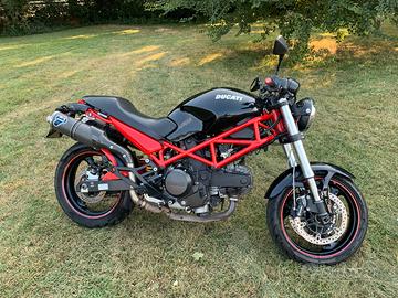 Ducati monster 695