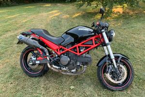 Ducati monster 695