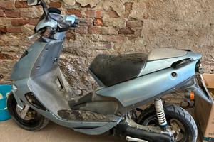 Aprilia sr 50 racing