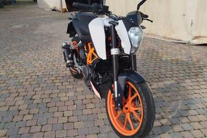 KTM Duke 390