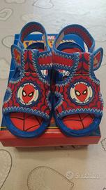 Sandali bambino nuovi n.24