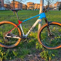 CUBE ELITE C:68X full carbon cambio elettronico