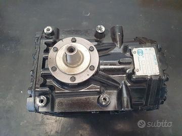 COMPRESSORE ARIA COND.  YORK EF 209R MASERATI V8