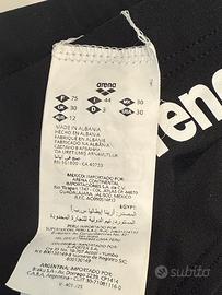 Arena costume nuoto nuovo mai usato