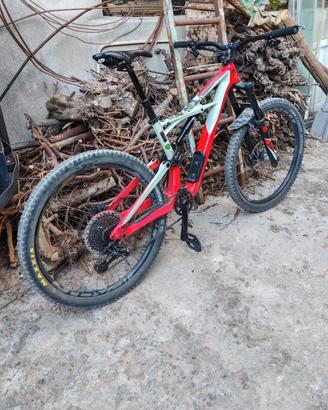 specialized enduro 650b taglia M