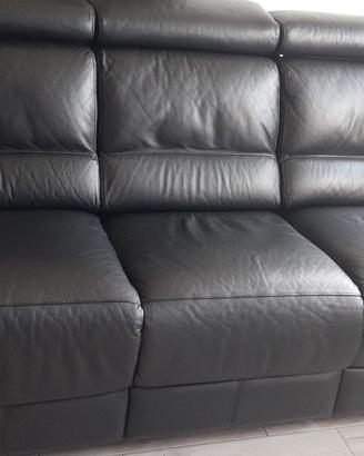 Divano vera pelle nero con doppio relax elettrico