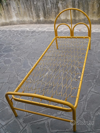 Letto singolo in ferro