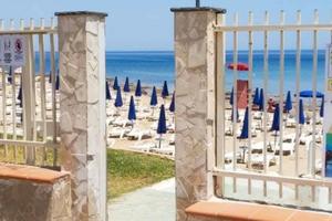MARZAMEMI-Accesso diretto proprio su SPIAGGIA
