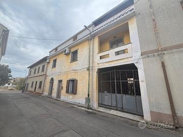 Villacidro – Indipendente con due abitazioni
