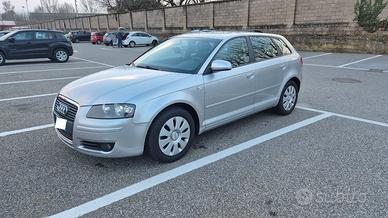 Audi A3 Sportback 1600cc benzina 85KW  anno2005