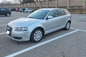Audi A3 Sportback 1600cc benzina 85KW  anno2005