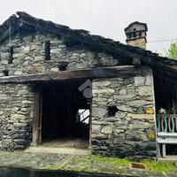 RUSTICO A SAINT-RHEMY-EN-BOSSES