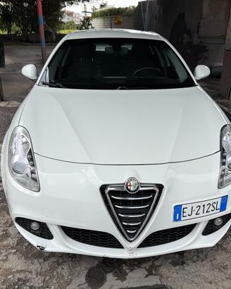 Alfa Romeo Giulietta 1.4 turbo benzina + GPL