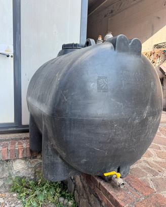 Cisterna 1000 lt alimentare da interro