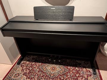 pianoforte digitale Yamaha YDP-145 Arius Black