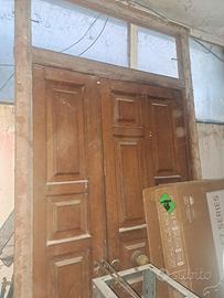 Portone in legno massello