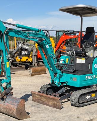 Mini escavatore SUNWARD SWE18UF