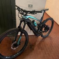 Bianchi Bicicletta elettrica da MTB E-SUV Adventur