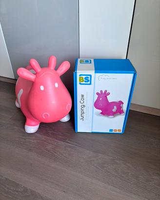 Gioco cavalcabile bambina mucca rosa