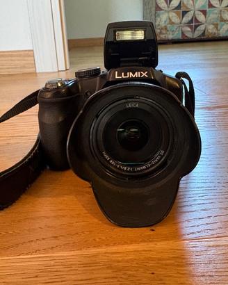 Fotocamera DSLR - Lumix Panasonic DMC-FZ200