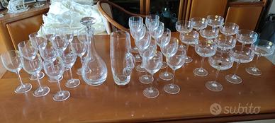 Servizio bicchieri in cristallo per 12.