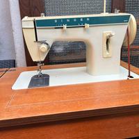 Macchina da cucire singer vintage