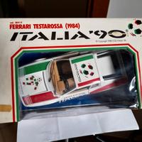 Burago 1/18-FERRARI  Testarossa  "Italia 90"- MB