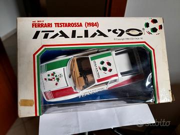 Burago 1/18-FERRARI  Testarossa  "Italia 90"- MB