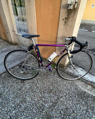 Bici da corsa marca VITUS