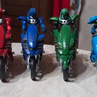 power rangers com motocicletta 