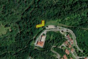 Terreno agricolo in parte boschivo