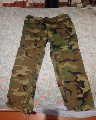 Pantaloni militari US woodland impermeabili