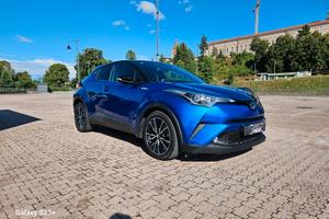 Toyota C-HR 1.8 Hybrid valutiamo usato /