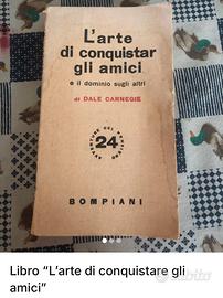 Libro L’arte di conquistare un amico di Carneige