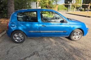 RENAULT CLIO 2 SERIE