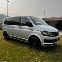 Volkswagen Transporter Caravelle 4motion