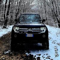 Mitsubishi Pajero V80