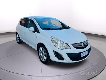 Opel Corsa 1.2 benzina gpl anno 2013 neo