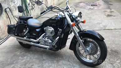 Honda shadow 750