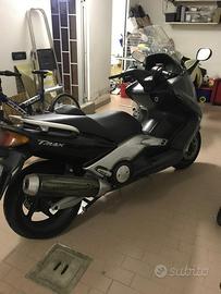 Yamaha T Max - 2005