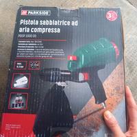 Pistoia sabbiatrice ad aria compressa