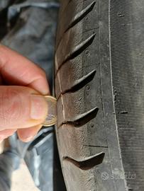 pneumatici 235 50 r19