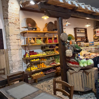 Negozio nel cuore del quartiere di Castello