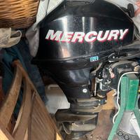Motore fuoribordo mercury