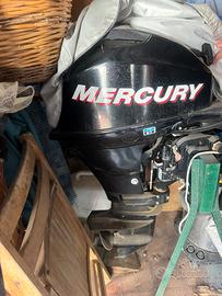 Motore fuoribordo mercury