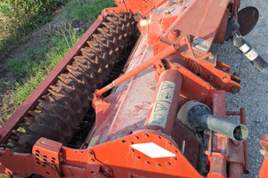 Fresa Kuhn cultirotor EL 121 - 2.5 m