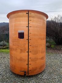 Contenitore in vetroresina